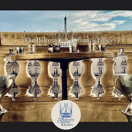 The Balcony Avenue Champs-elysées * Parigi